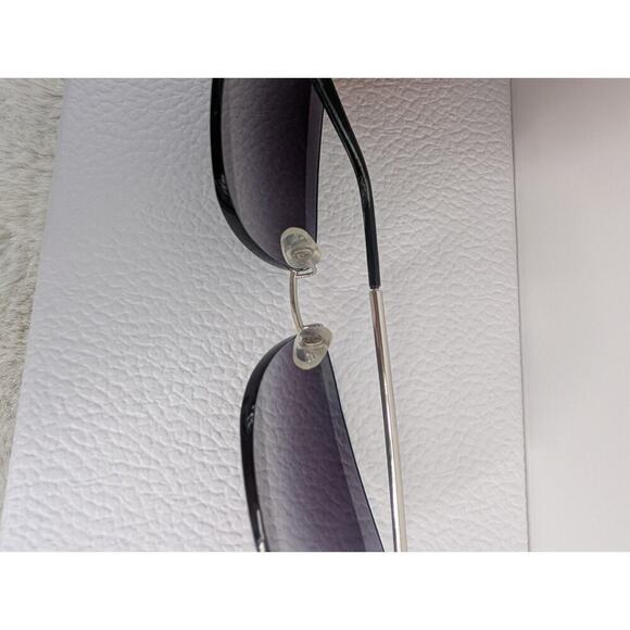 Authentic Chanel Sunglasses CH4221 C124/3C 63O15 135 3N Grey main image 11